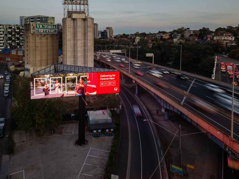 QMS Citylink Billboard AusPost