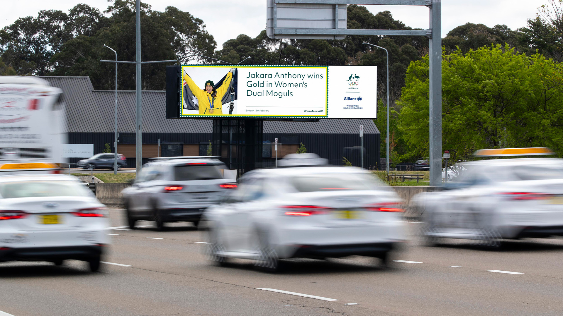 AU__0002_AOC_Allianz_BreakingNews_QMA-D9