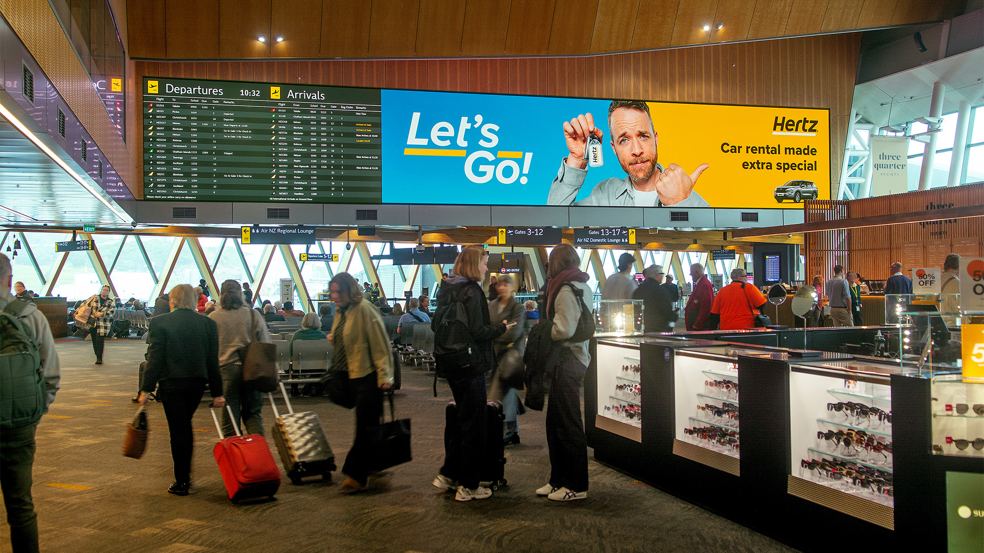 NZ_Airport_0008_Hertz Panorama_Wellington Airport