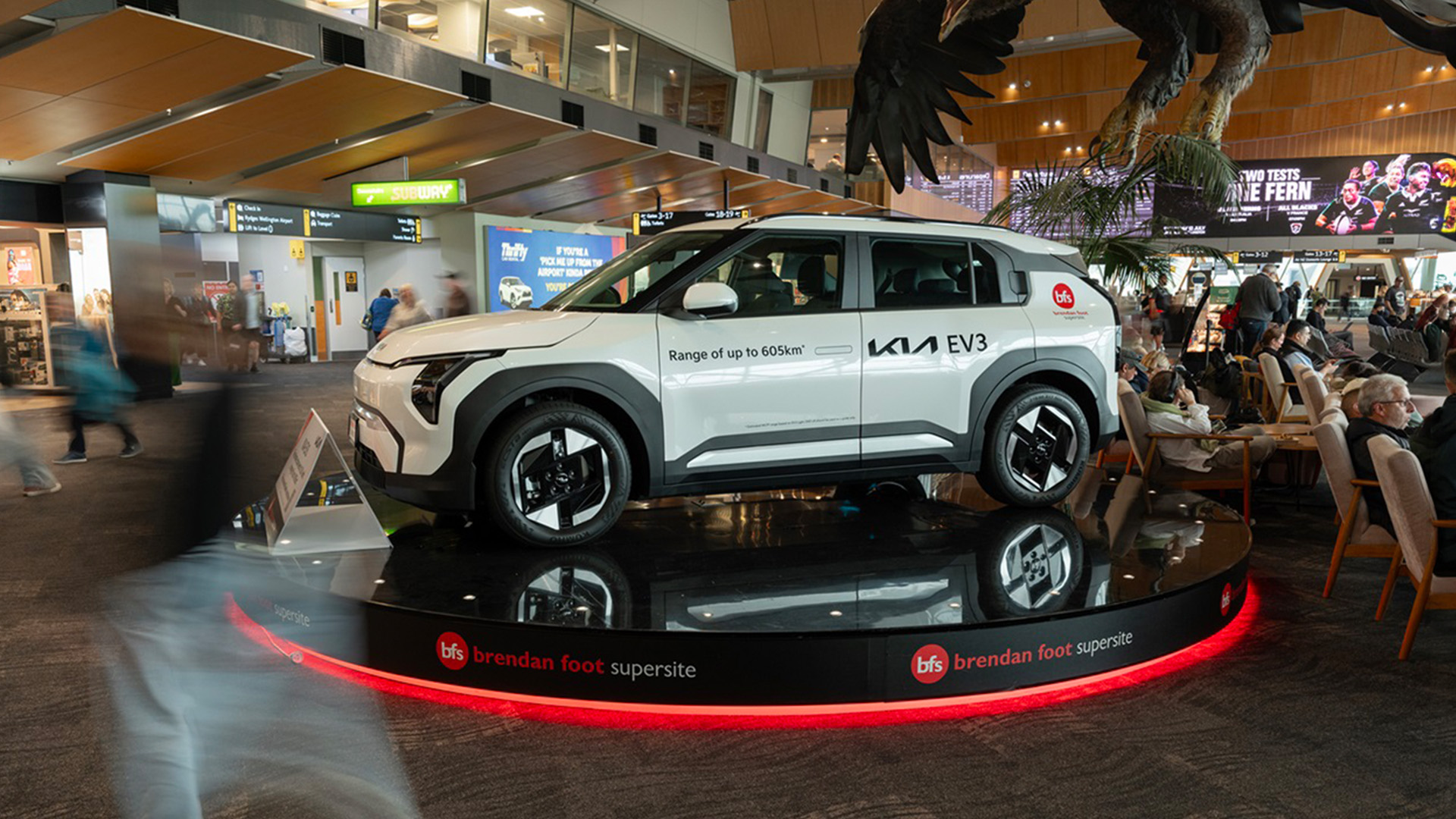 NZ_QMS_Airport_CarDisplay_KIA