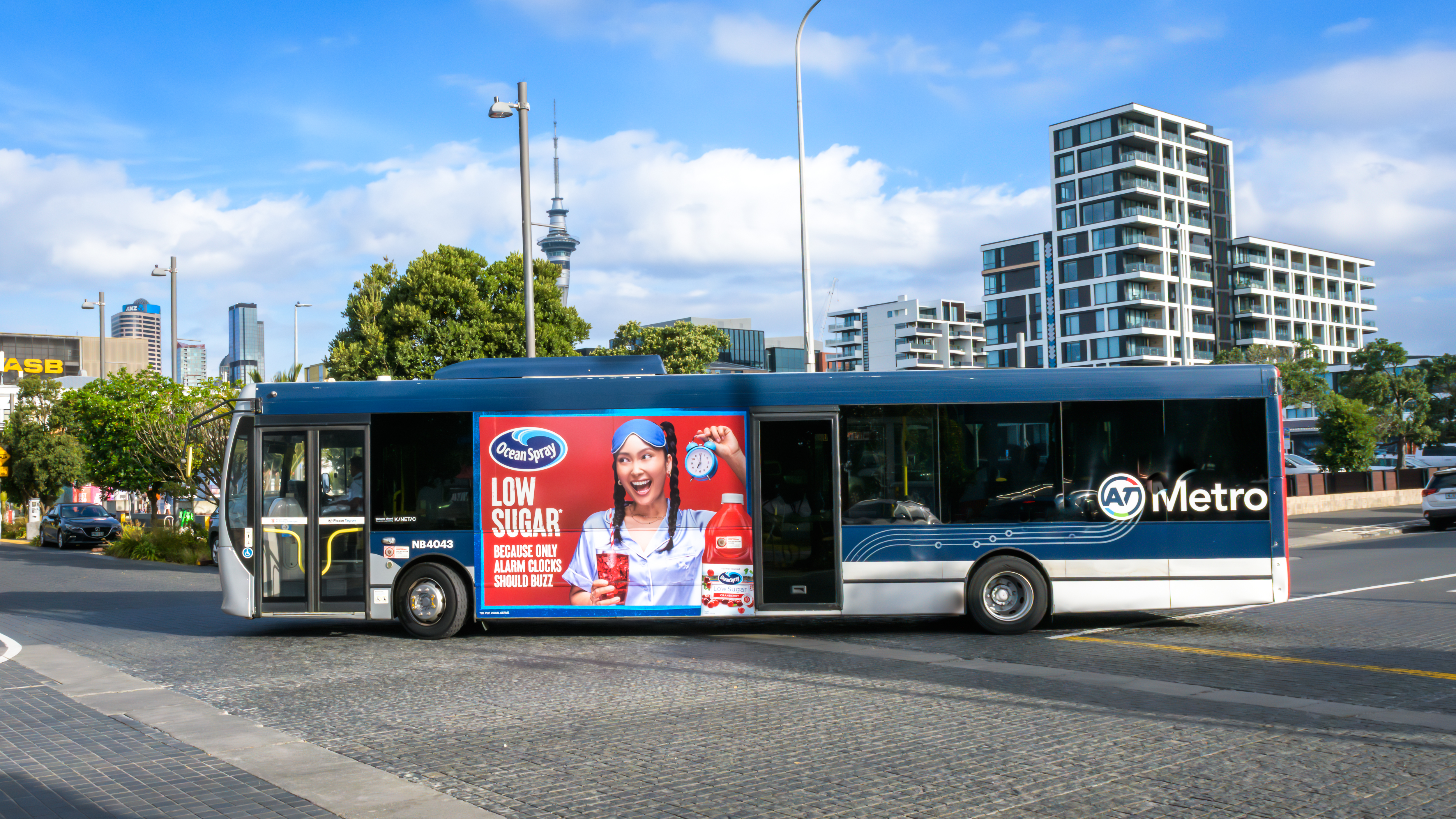 NZ_Transit_Bus_Kerbside_Ocean Spray_Auckland
