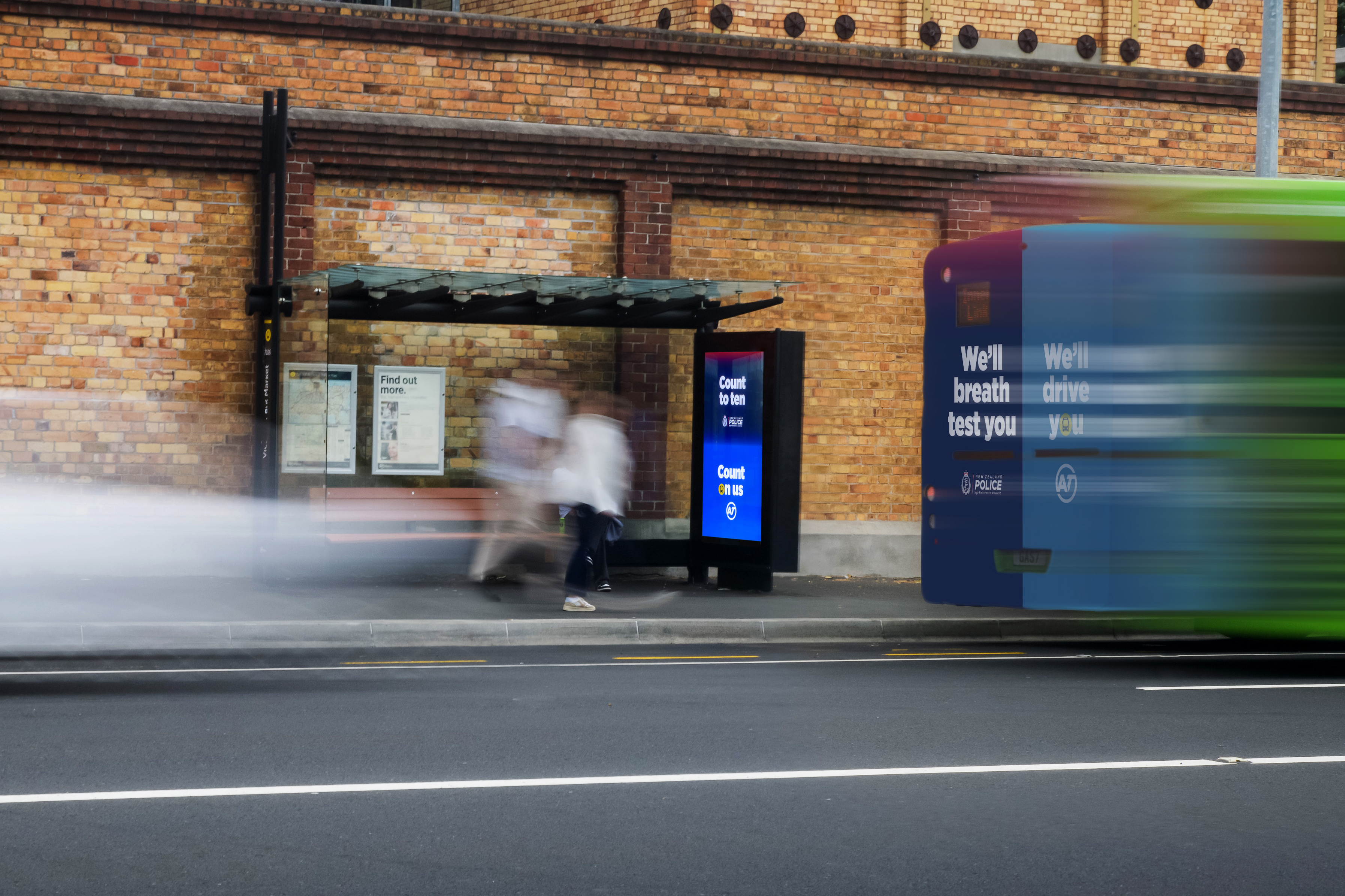 QMS' MediaWorks Becomes NZ's #1 Out Of Home Company With Auckland Transport Win